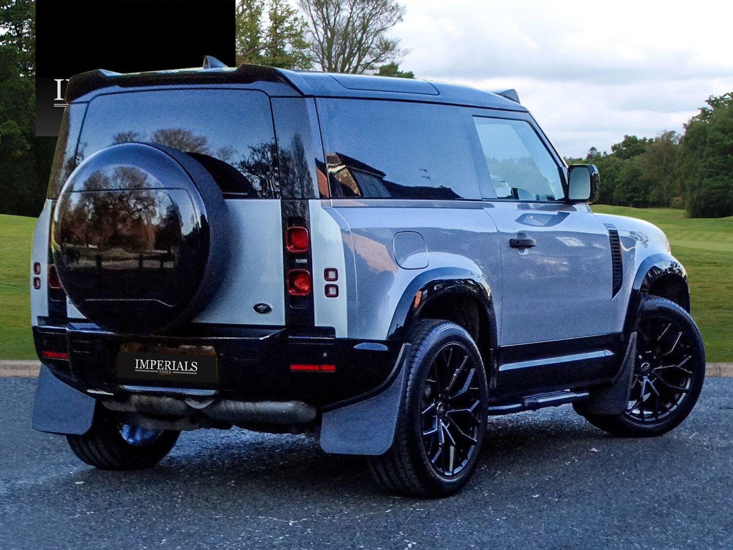 Used Land Rover Defender 2021 for sale - 77570459: Photo 4