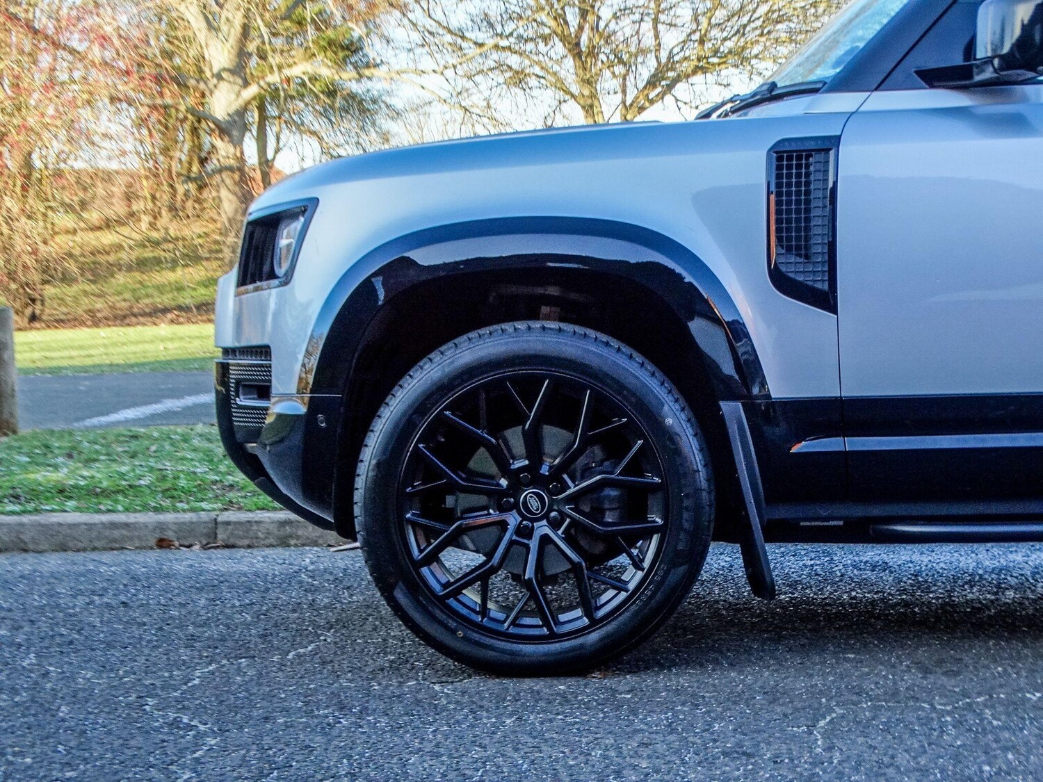 Used Land Rover Defender 2021 for sale - 77570459: Photo 5