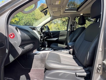 Used Nissan Navara 2021 for sale - 75600332: Photo