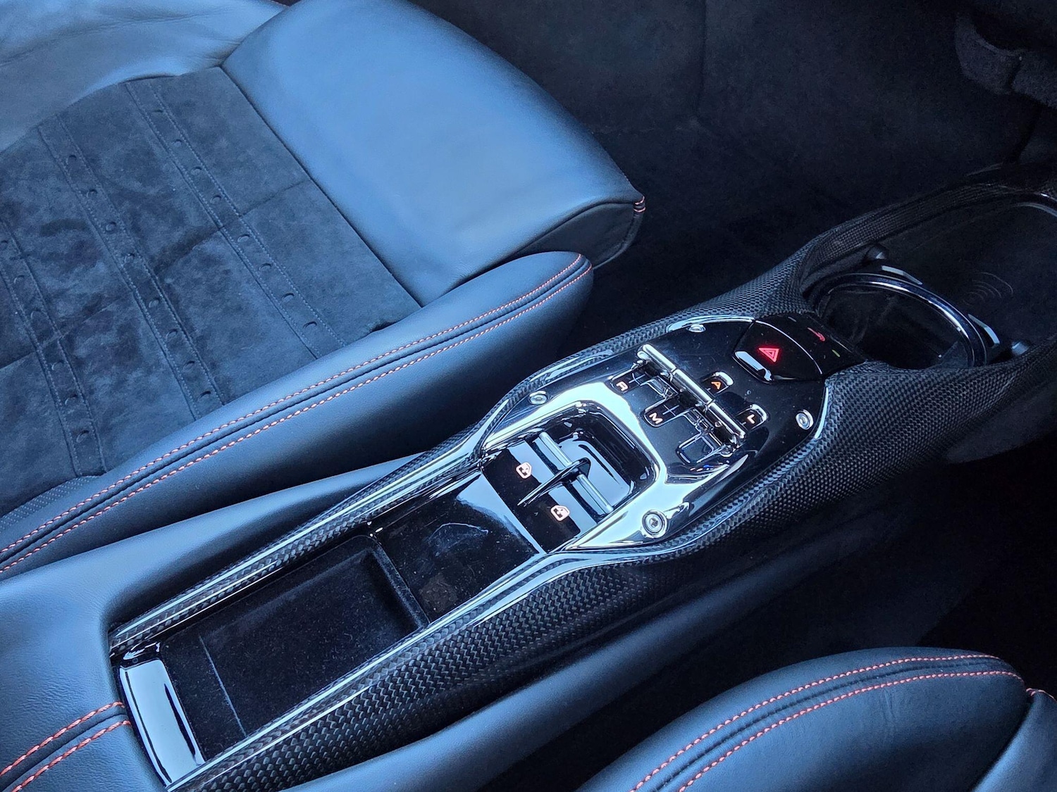 Used Ferrari 296 GTB 2022 for sale - 77130932: Photo 26