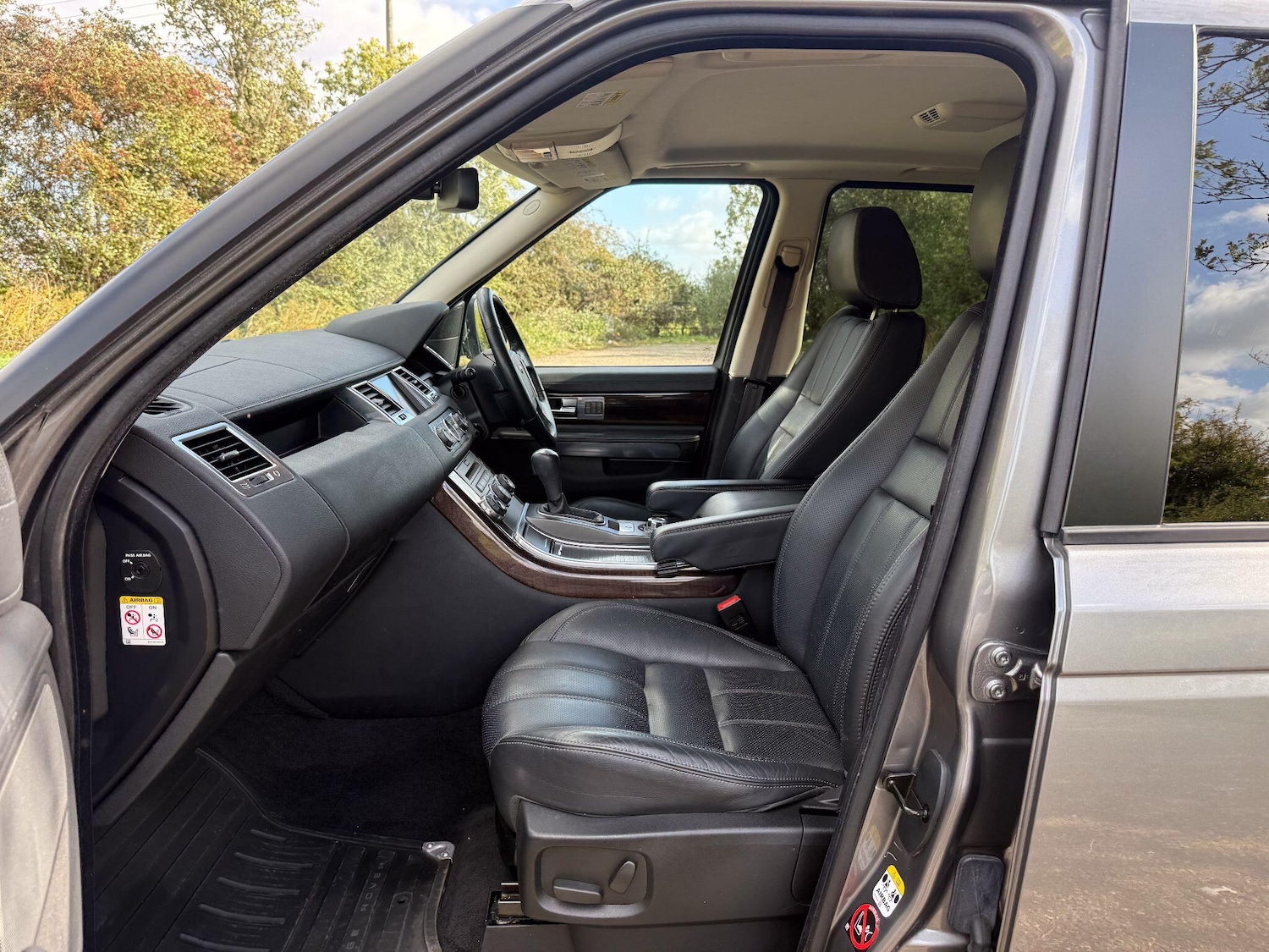 Used Land Rover Range Rover Sport 2009 for sale - 76174784: Photo 3