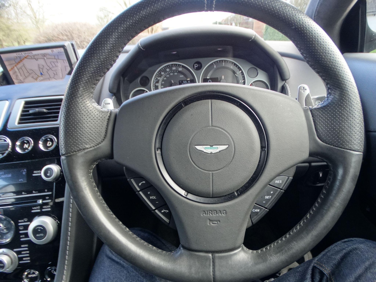 Used Aston Martin DB9 2011 for sale - 77441147: Photo 7