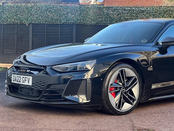 Used Audi RS e-tron GT 2022 for sale - 77016522: Photo