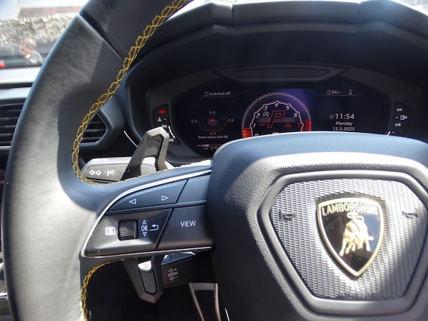 Used Lamborghini Urus 2019 for sale - 74654168: Photo 28
