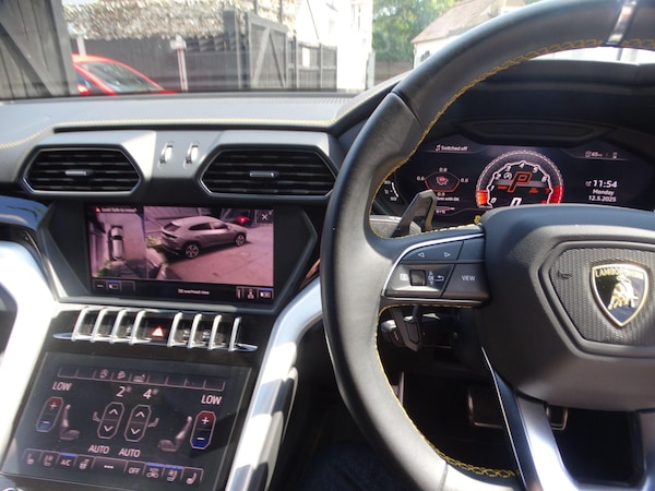 Used Lamborghini Urus 2019 for sale - 74654168: Photo 8