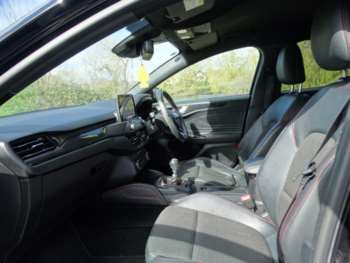 Used Ford Focus 2021 for sale - 74121137: Photo