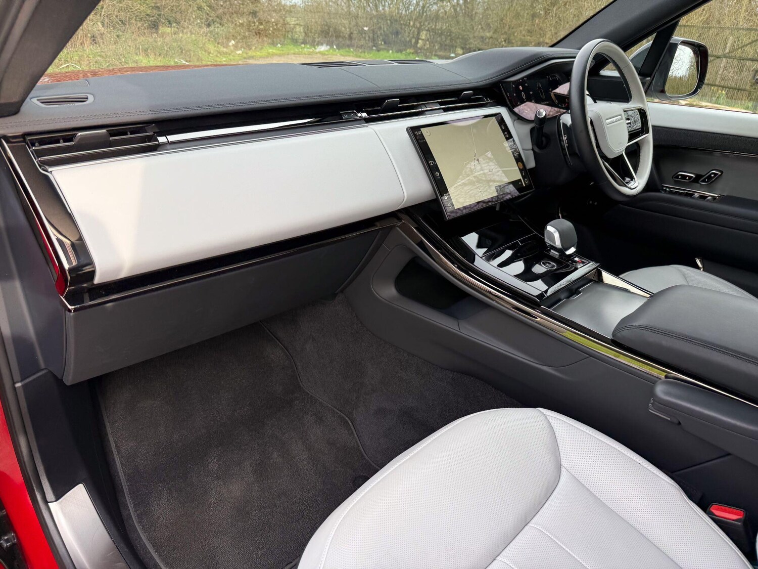 Used Land Rover Range Rover Sport 2024 for sale - 77883193: Photo 11