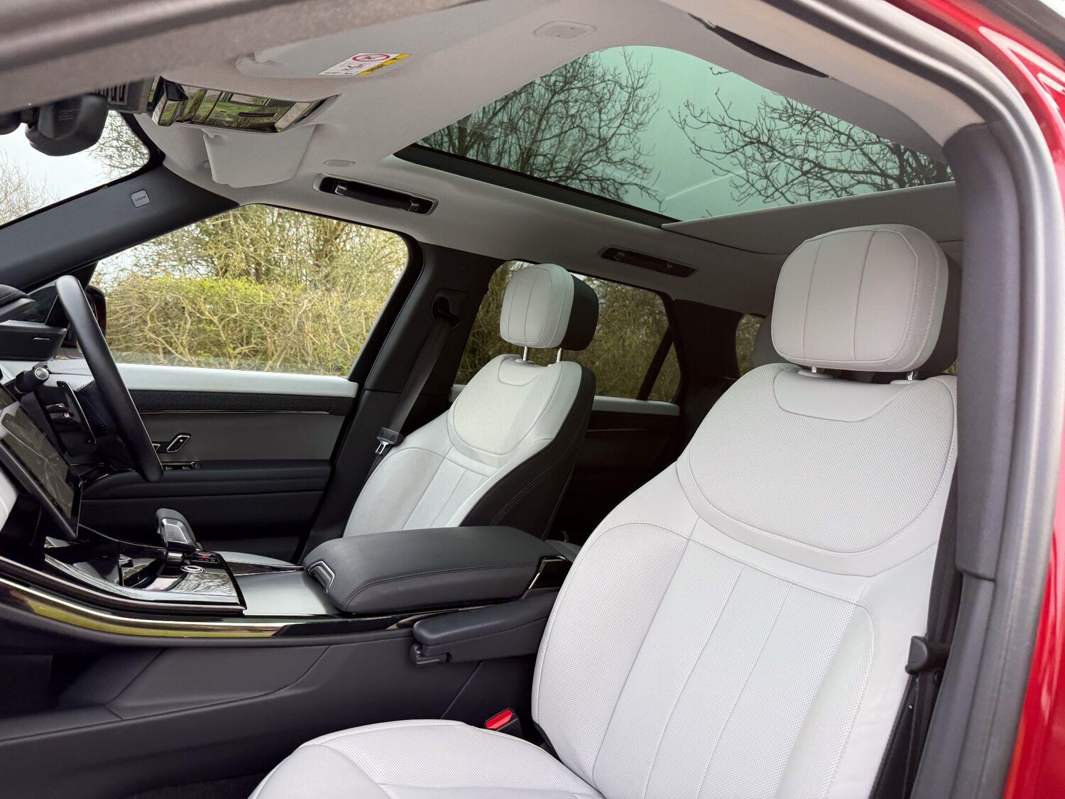 Used Land Rover Range Rover Sport 2024 for sale - 77883193: Photo 12