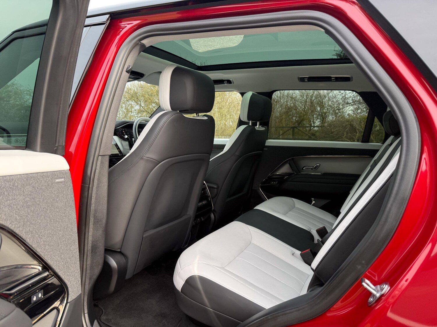 Used Land Rover Range Rover Sport 2024 for sale - 77883193: Photo 14