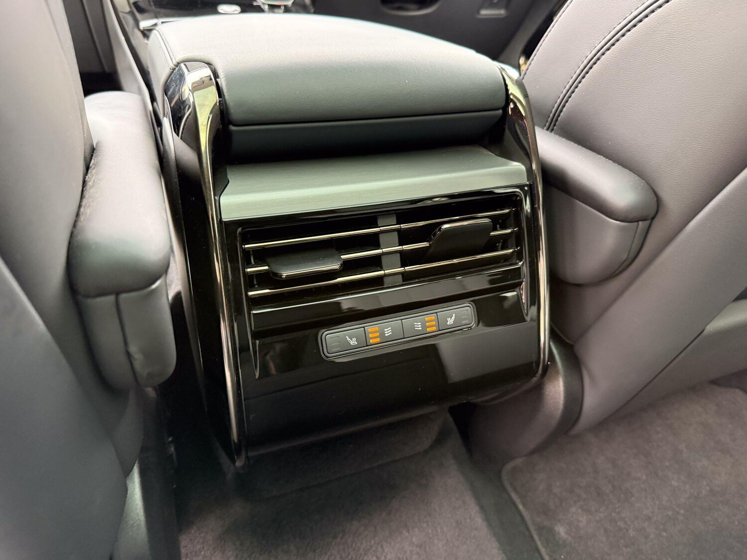 Used Land Rover Range Rover Sport 2024 for sale - 77883193: Photo 15