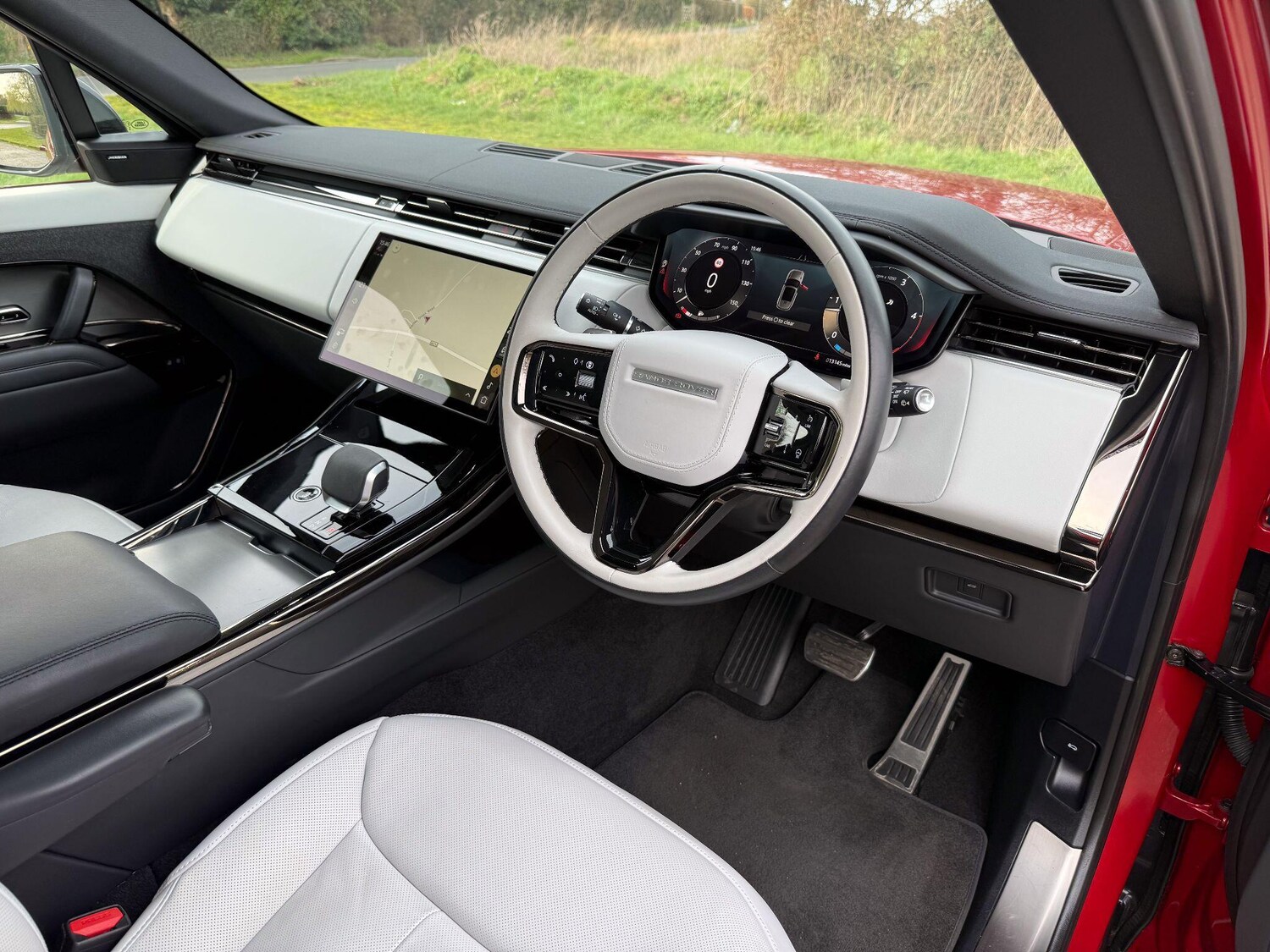 Used Land Rover Range Rover Sport 2024 for sale - 77883193: Photo 16