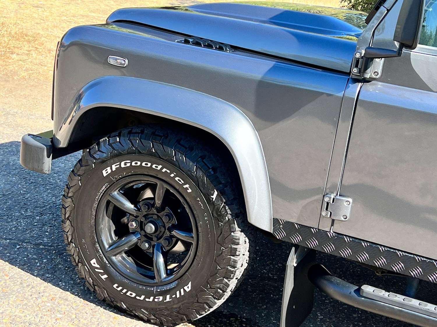 Used Land Rover Defender 2014 for sale - 76994056: Photo 5