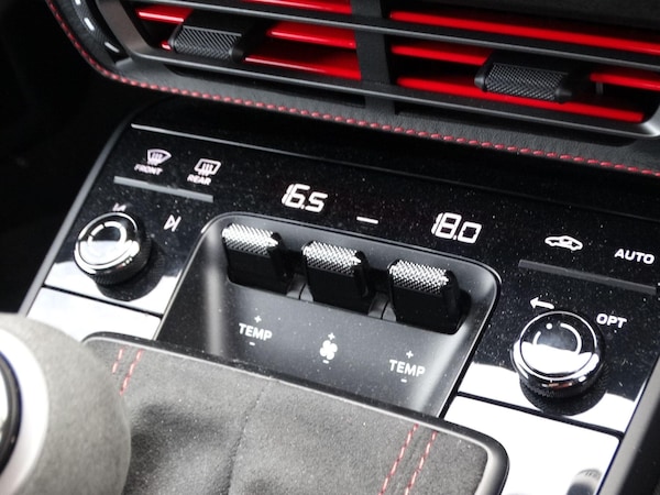 Used Porsche 911 2022 for sale - 76151383: Photo 26