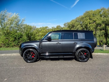 Used Land Rover Defender 110 2023 for sale - 75990860: Photo