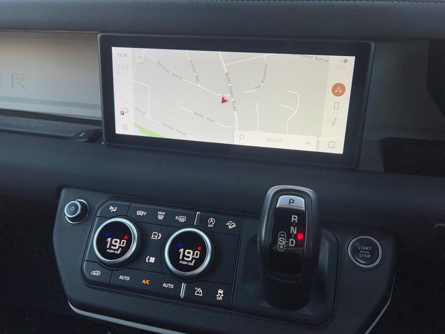 Used Land Rover Defender 90 2024 for sale - 76975419: Photo 16