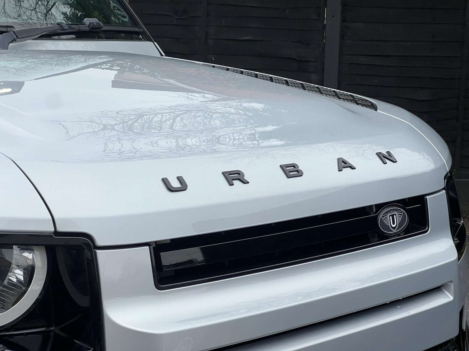 Used Land Rover Defender 90 2024 for sale - 76975419: Photo 4