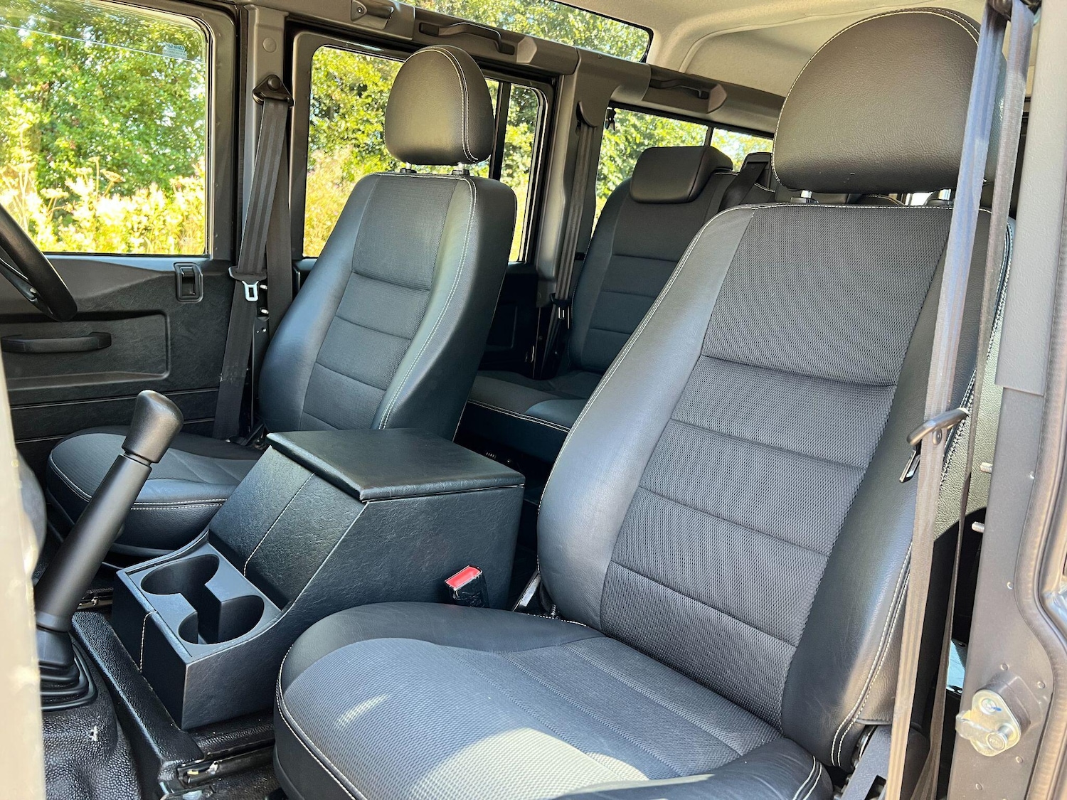 Used Land Rover Defender 2014 for sale - 76584859: Photo 13