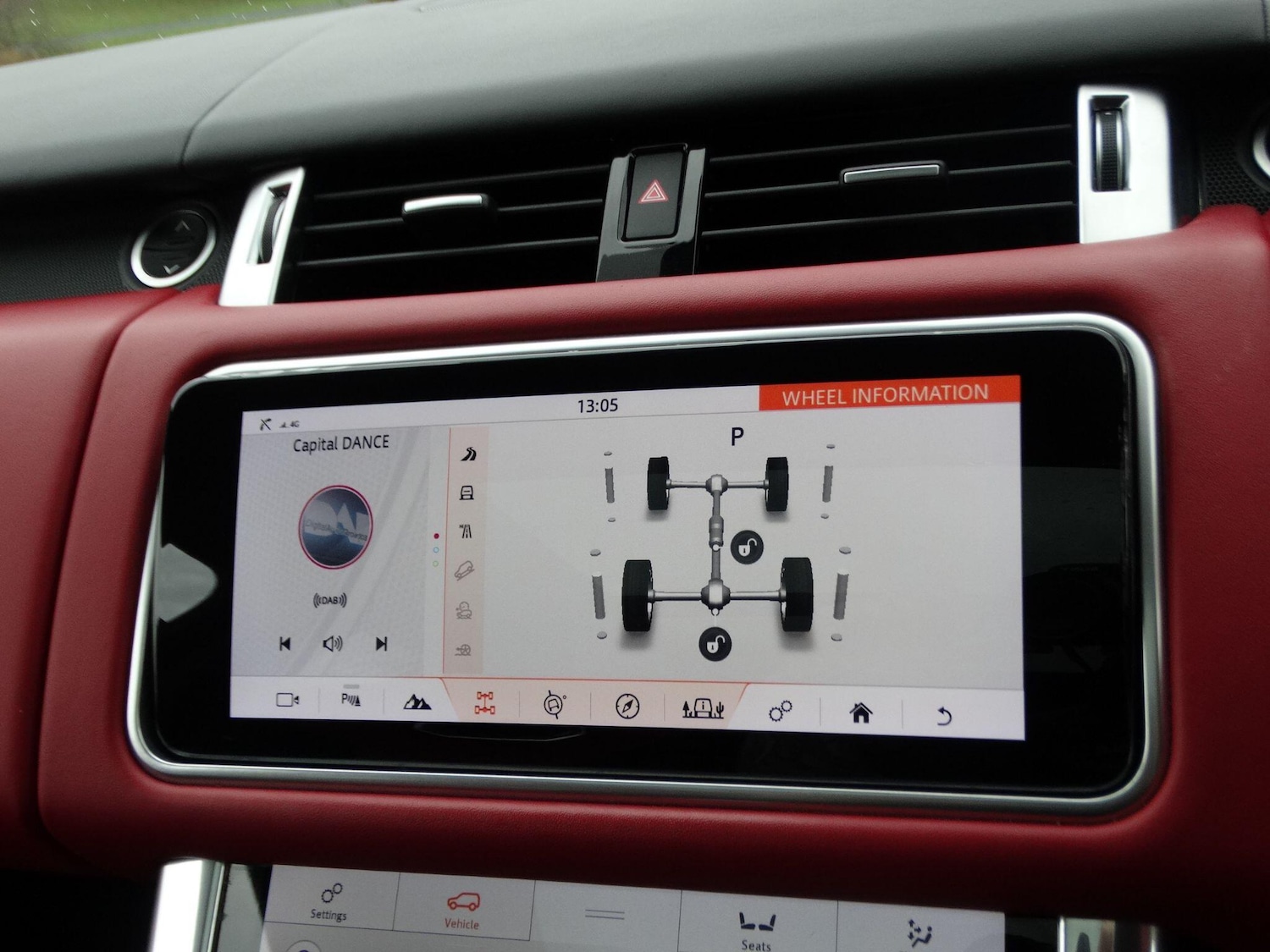 Used Land Rover Range Rover Sport 2018 for sale - 76433241: Photo 41