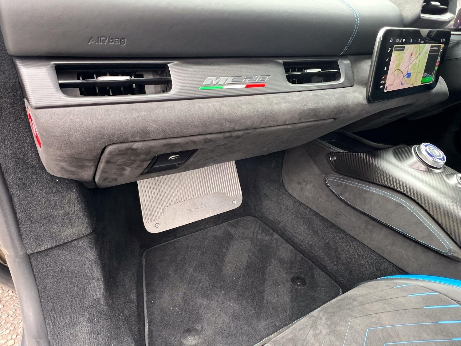 Used Maserati MC20 2022 for sale - 75732359: Photo 16