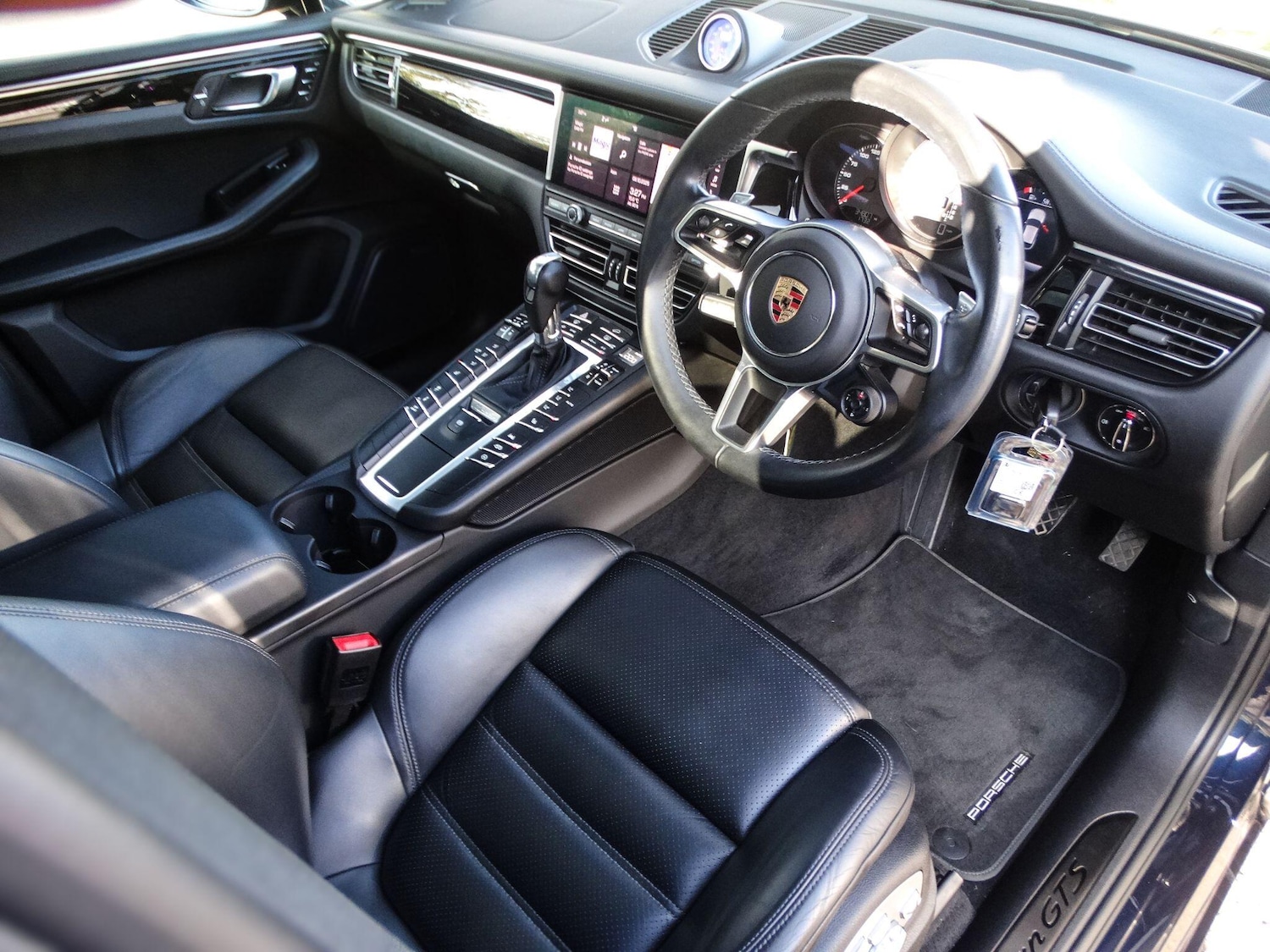 Used Porsche Macan 2020 for sale - 76239415: Photo 20