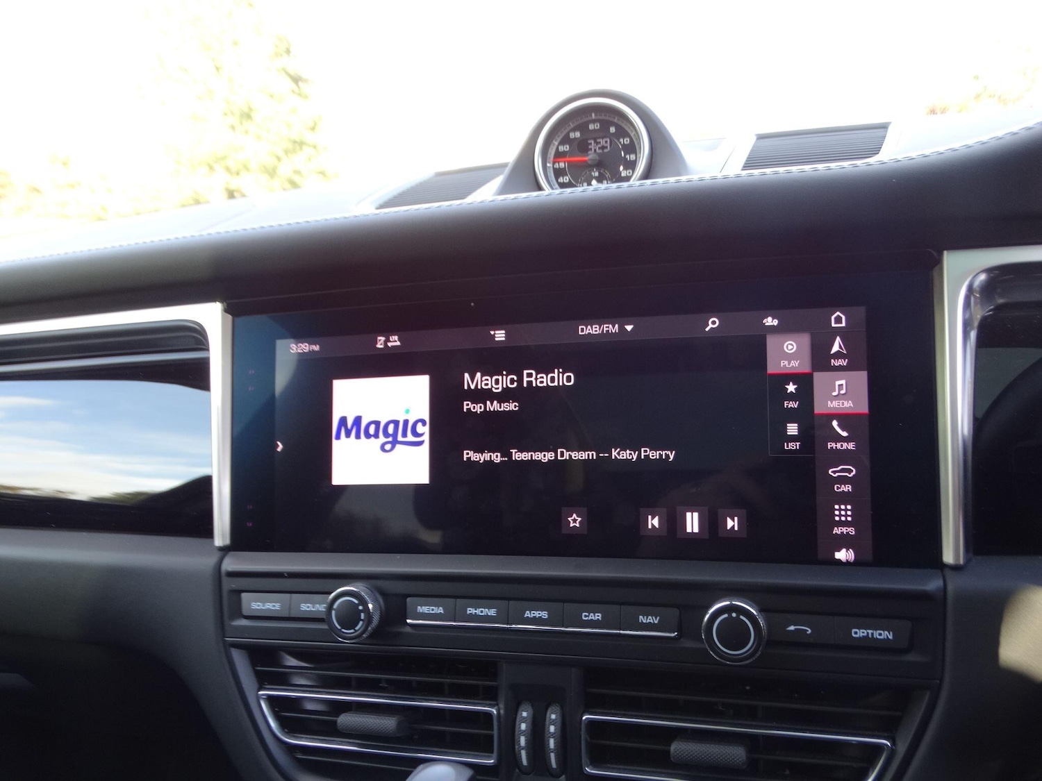 Used Porsche Macan 2020 for sale - 76239415: Photo 25