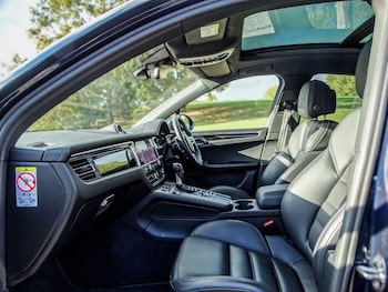 Used Porsche Macan 2020 for sale - 76239415: Photo 3