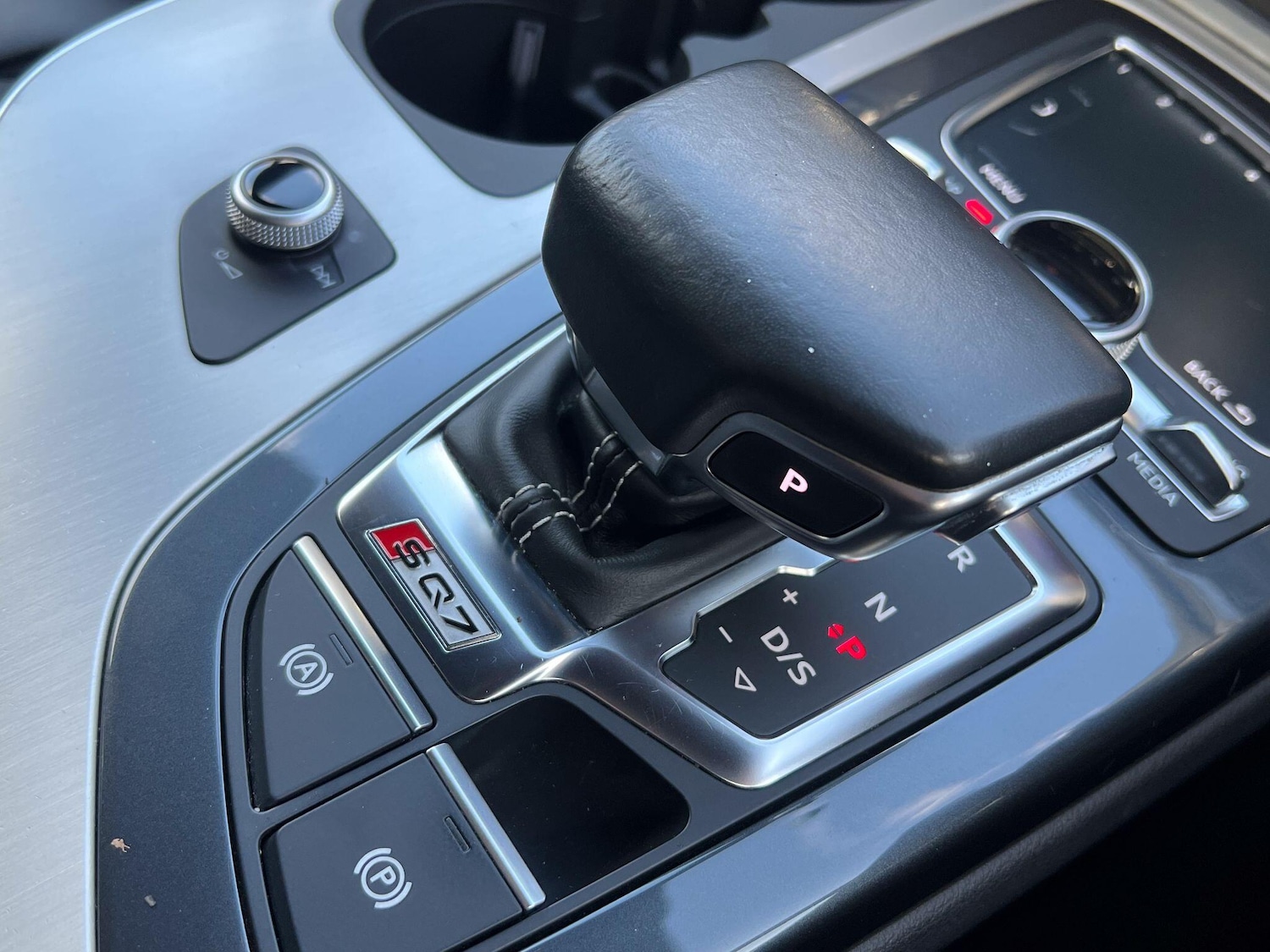 Used Audi SQ7 2018 for sale - 76899623: Photo 28