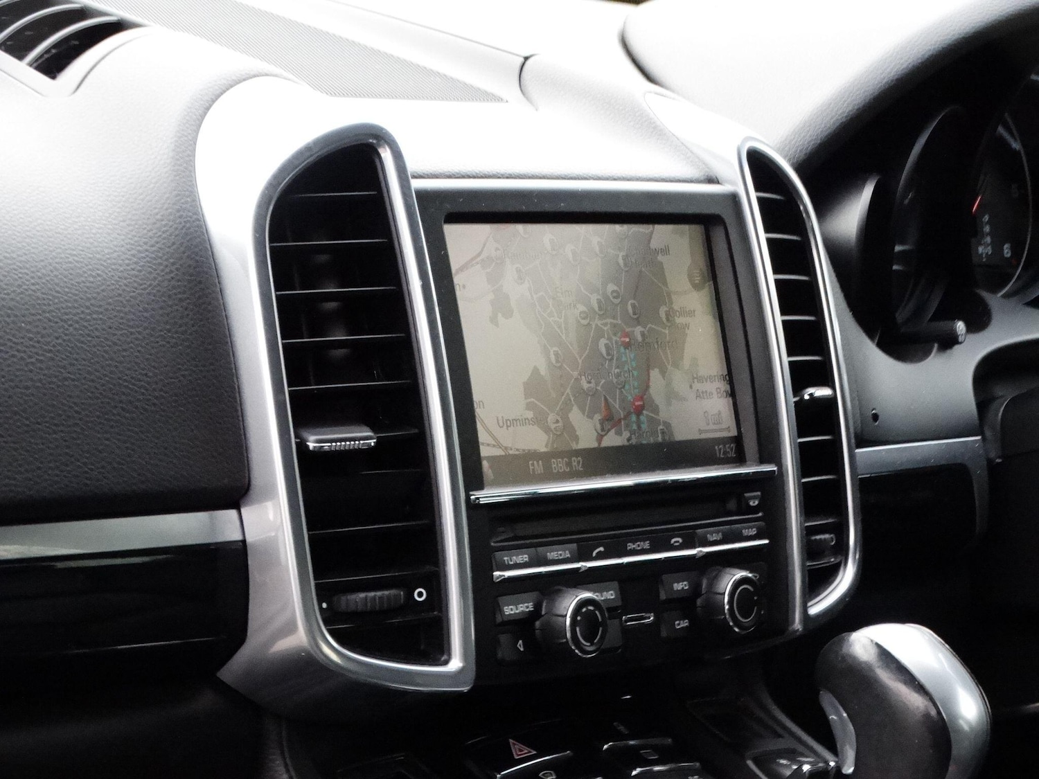 Used Porsche Cayenne 2012 for sale - 76993075: Photo 15