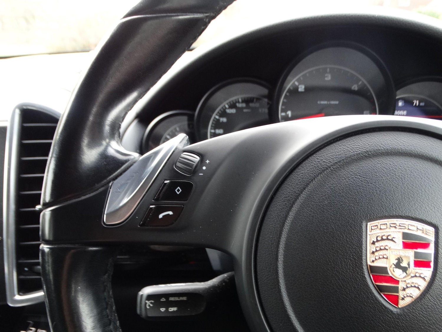 Used Porsche Cayenne 2012 for sale - 76993075: Photo 29