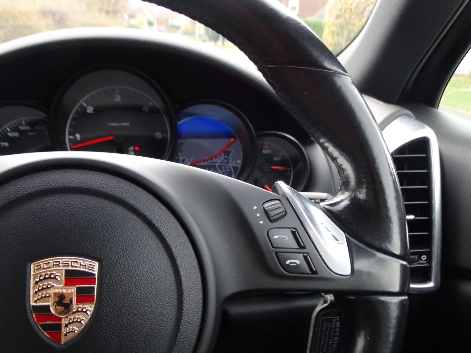 Used Porsche Cayenne 2012 for sale - 76993075: Photo 30