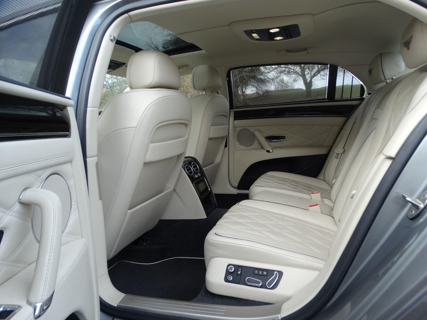 Used Bentley Flying Spur for sale - 76832720: Photo 13