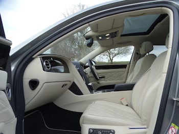 Used Bentley Flying Spur 2015 for sale - 76832720: Photo