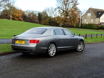 Used Bentley Flying Spur 2015 for sale - 76832720: Photo