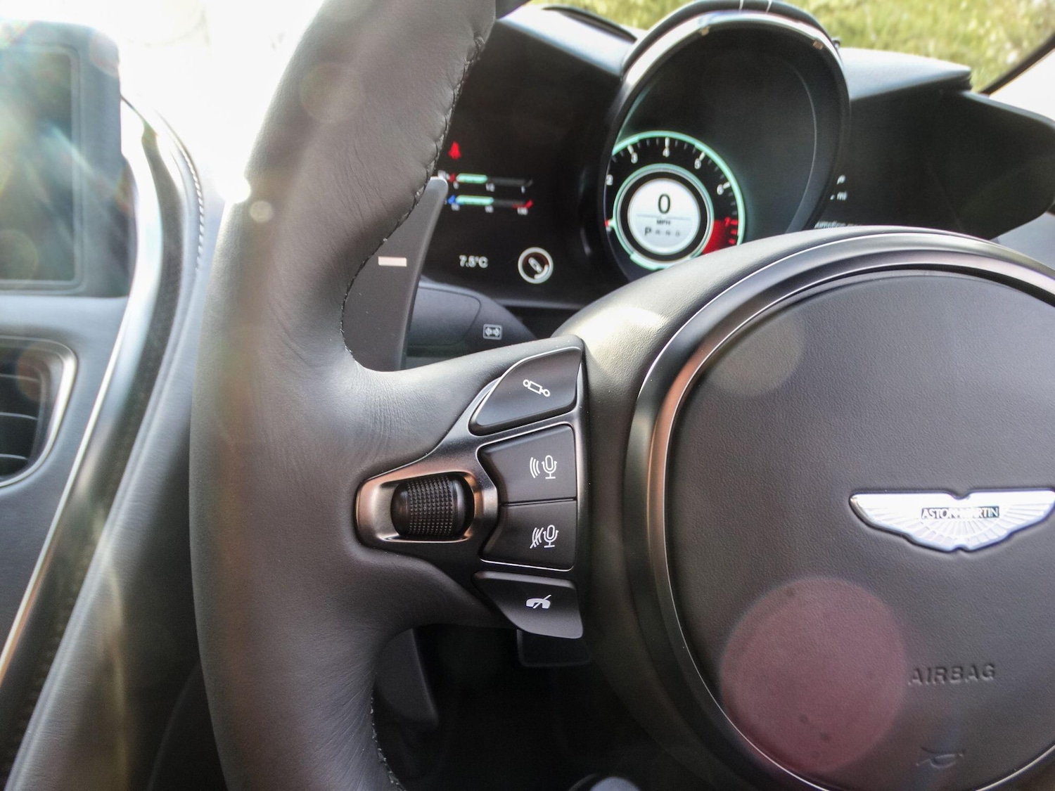 Used Aston Martin DBS for sale - 76781533: Photo 26