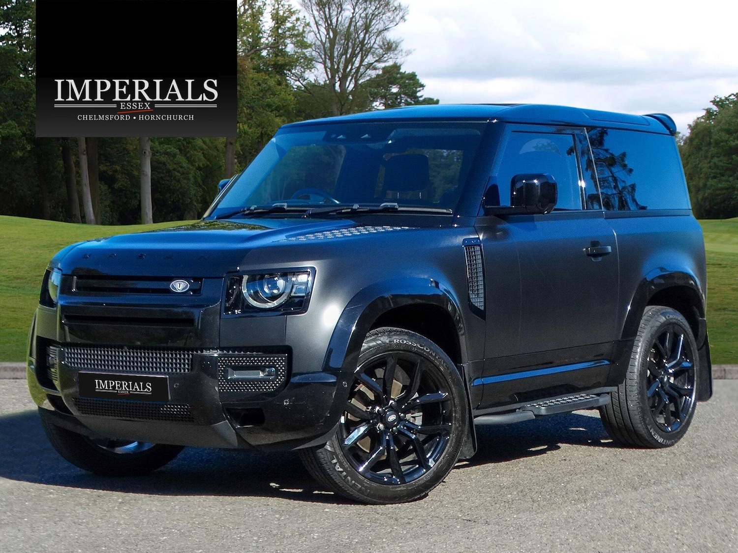 Used Land Rover Defender 90 for sale - 76152604: Photo 1