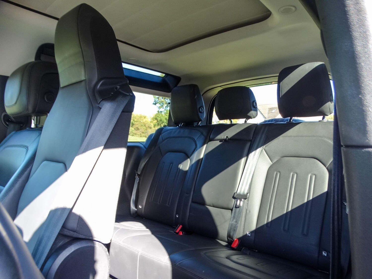 Used Land Rover Defender 90 for sale - 76152604: Photo 19