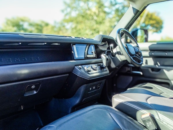 Used Land Rover Defender 90 for sale - 76152604: Photo 21