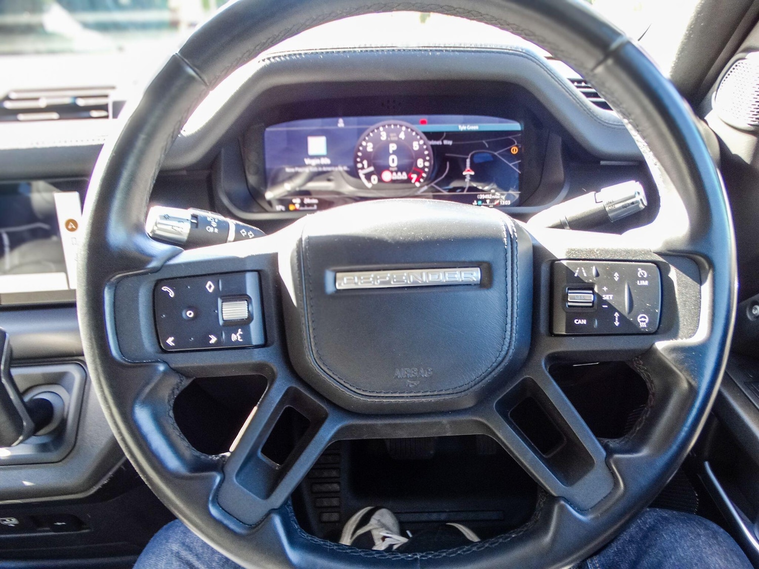 Used Land Rover Defender 90 for sale - 76152604: Photo 7