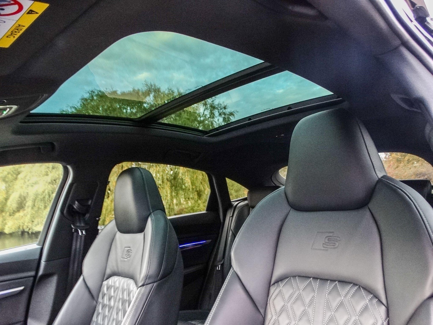 Used Audi e-tron 2023 for sale - 76485503: Photo 12