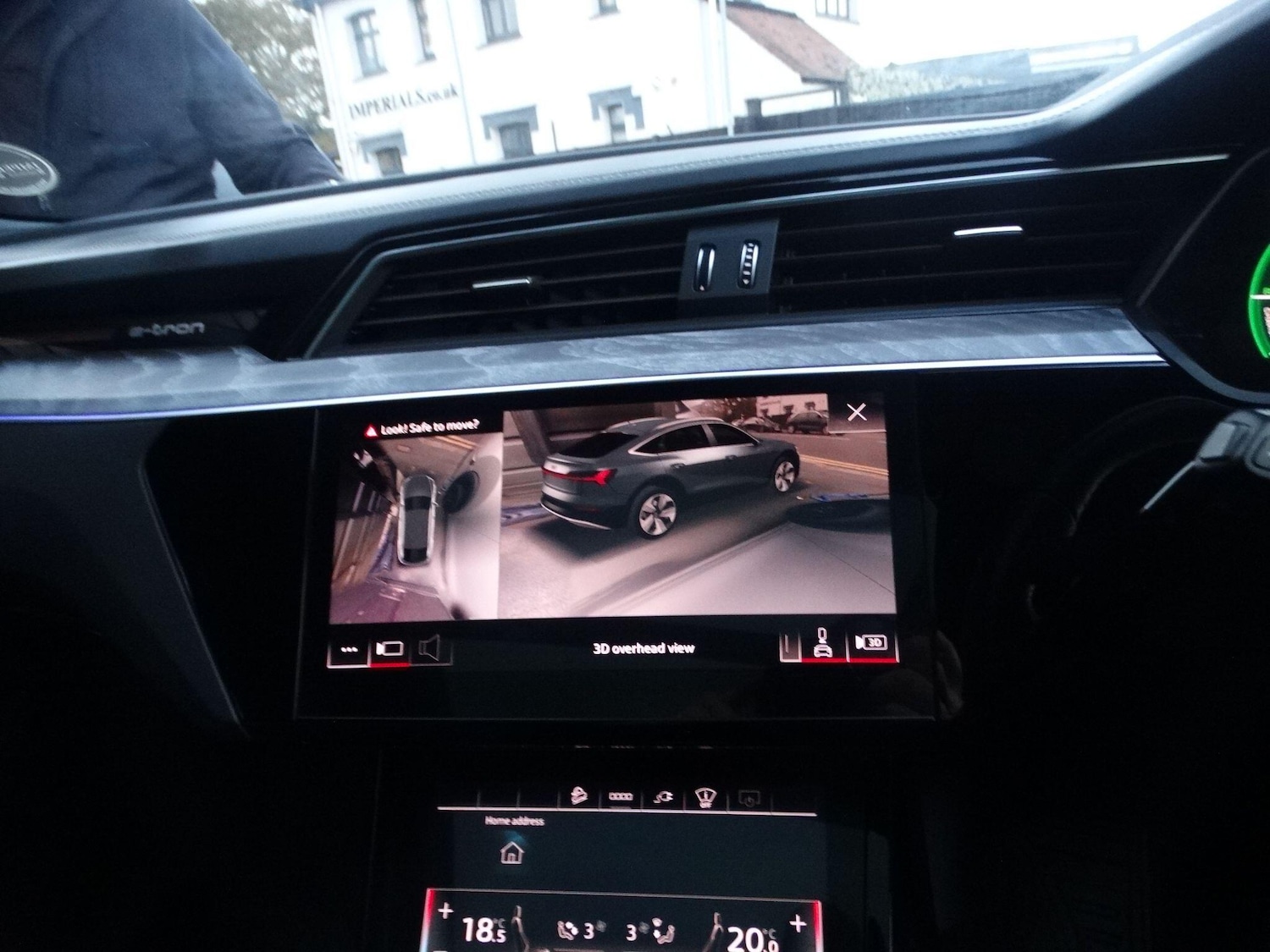 Used Audi e-tron 2023 for sale - 76485503: Photo 19