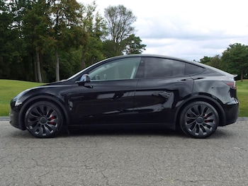 Used Tesla Model Y 2023 for sale - 76072685: Photo