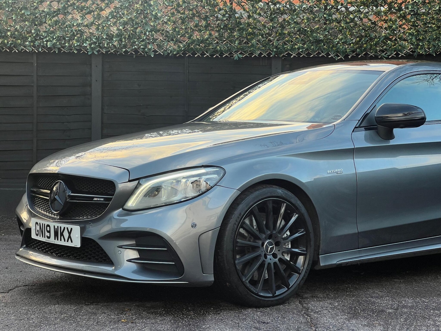 Used Mercedes-Benz C Class 2019 for sale - 76855892: Photo 2