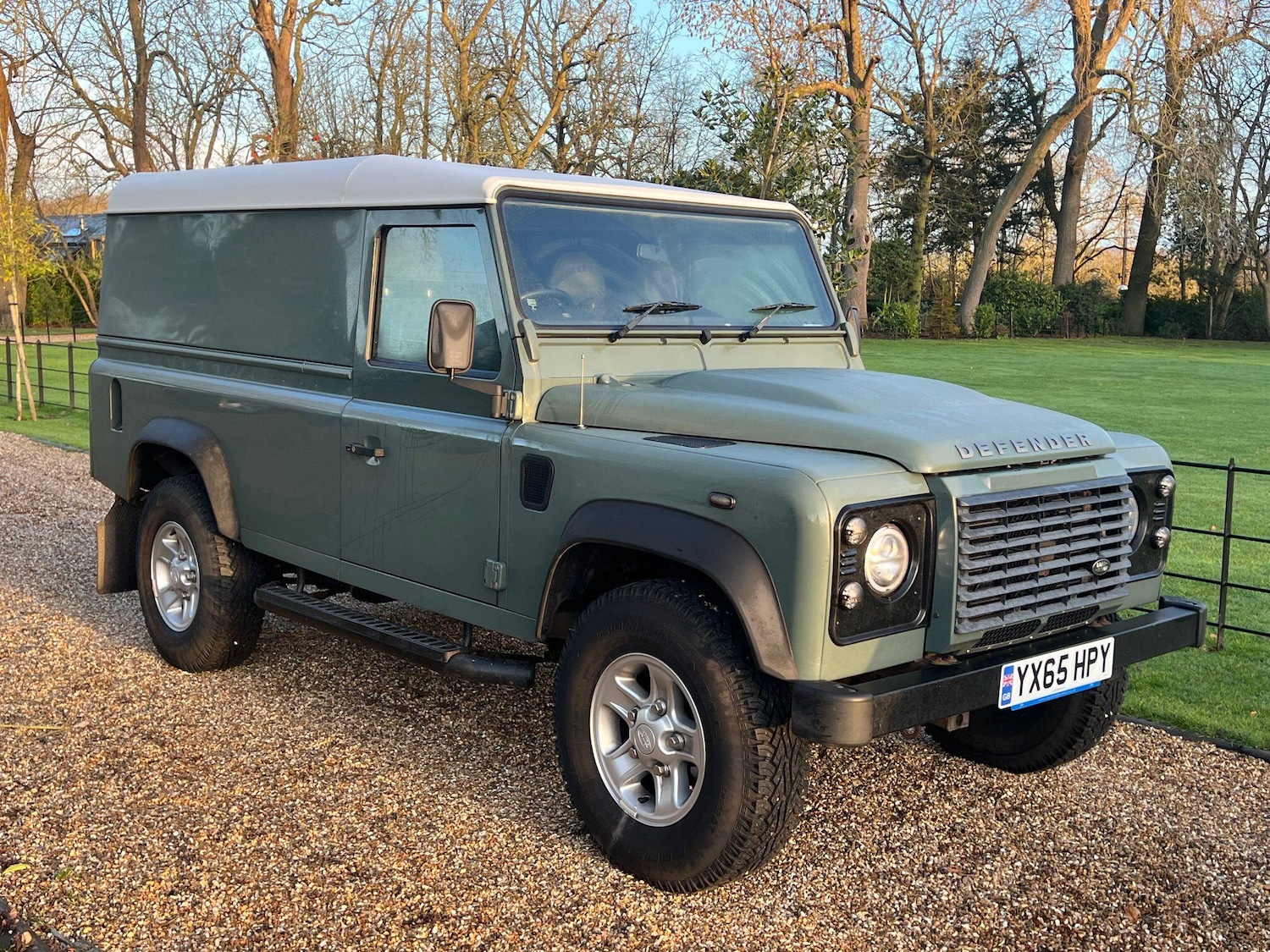 Used Land Rover Defender 110 2021 for sale - 77377694: Photo 1