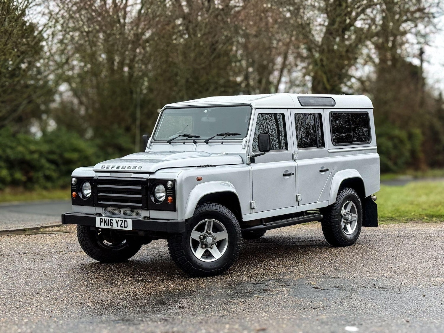 Used Land Rover Defender 110 2016 for sale - 76786810: Photo 1