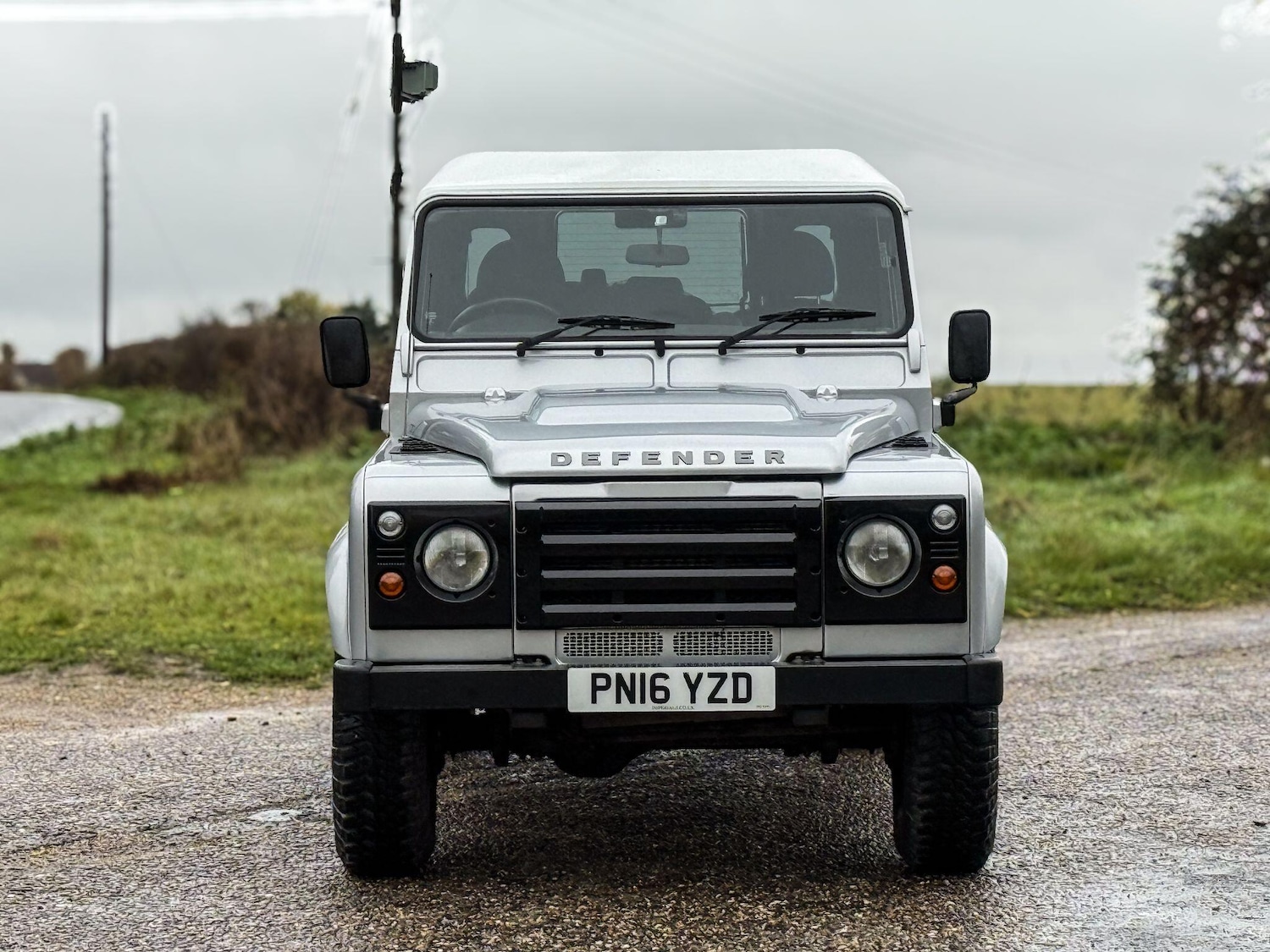 Used Land Rover Defender 110 2016 for sale - 76786810: Photo 9