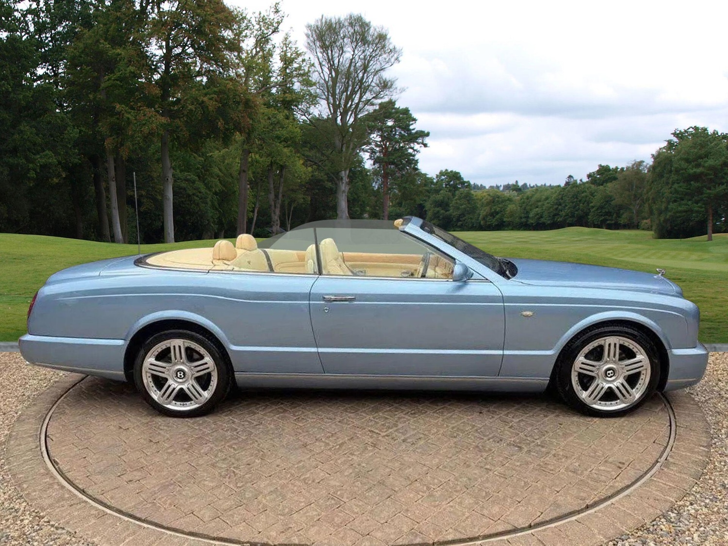 Used Bentley Azure 2009 for sale - 77156733: Photo 2