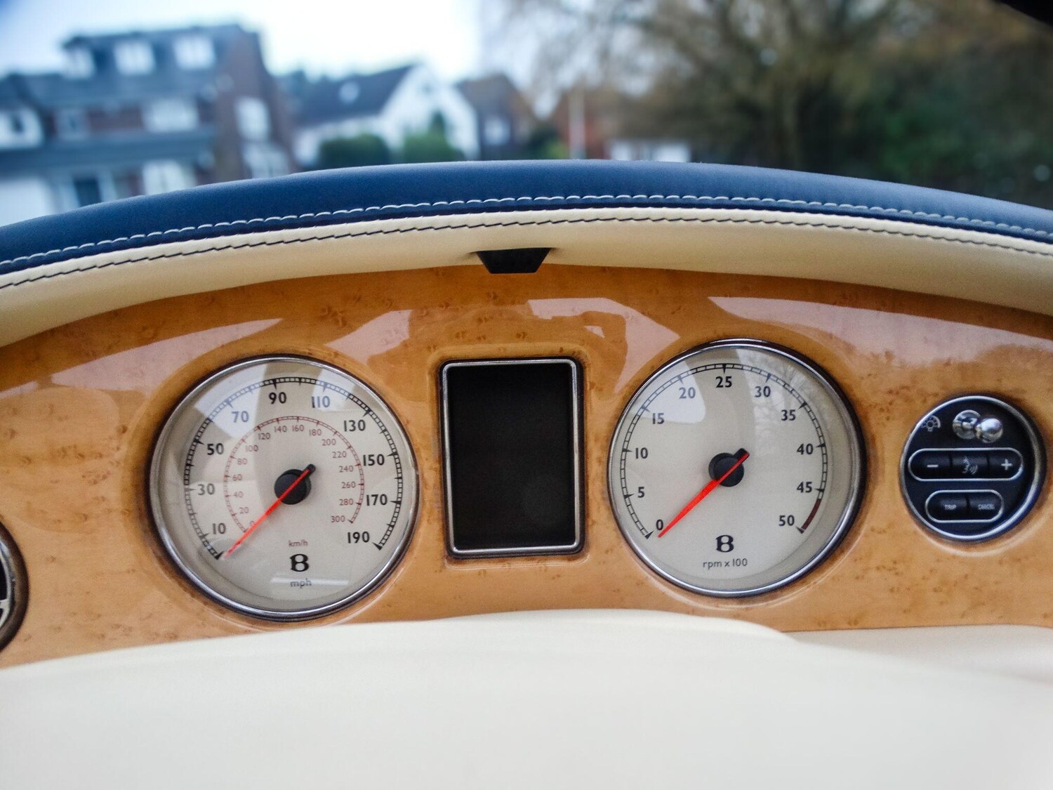 Used Bentley Azure 2009 for sale - 77156733: Photo 21