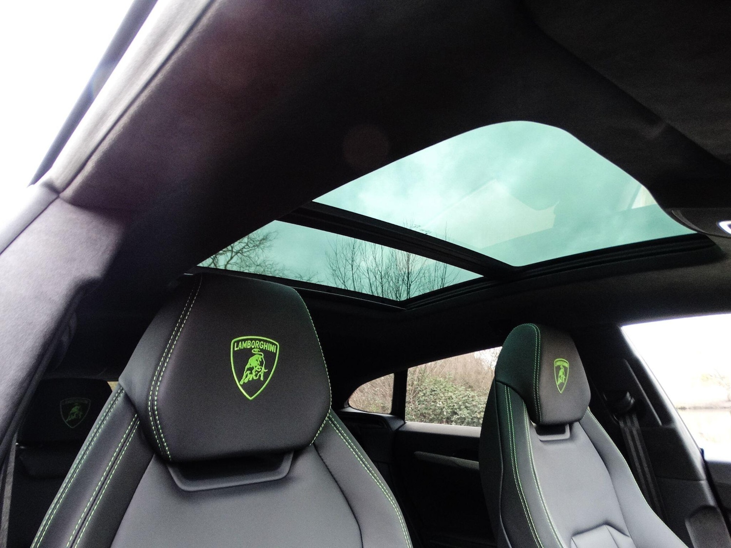 Used Lamborghini Urus 2025 for sale - 76657914: Photo 18