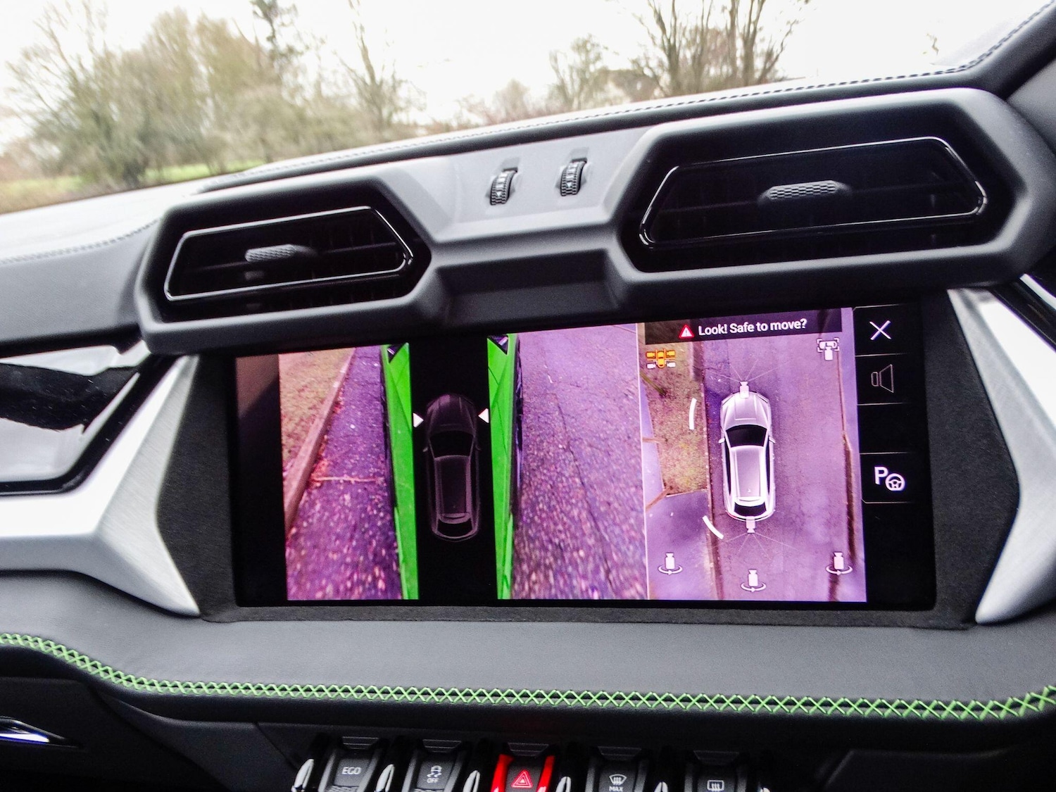 Used Lamborghini Urus 2025 for sale - 76657914: Photo 26