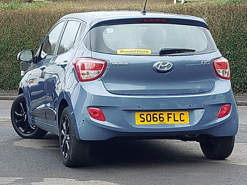 Used Hyundai i10 2017 for sale - 77690132: Photo 3